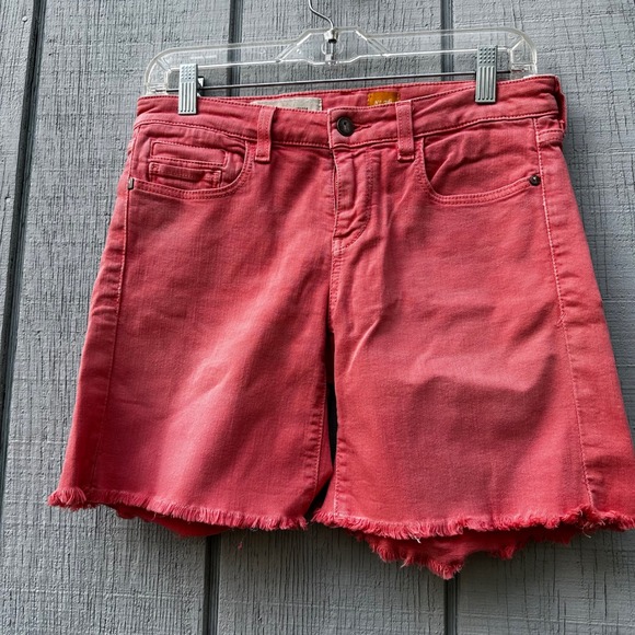 Pilcro and the Letterpress Pants - Pilcro and the Letterpress‎ Coral Pink Denim Frayed Hem Bermuda Shorts Size 26